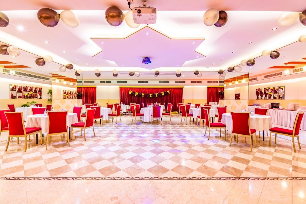 The Platinum Hotel Mascate Exterior foto