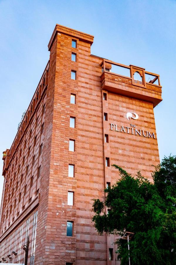 The Platinum Hotel Mascate Exterior foto